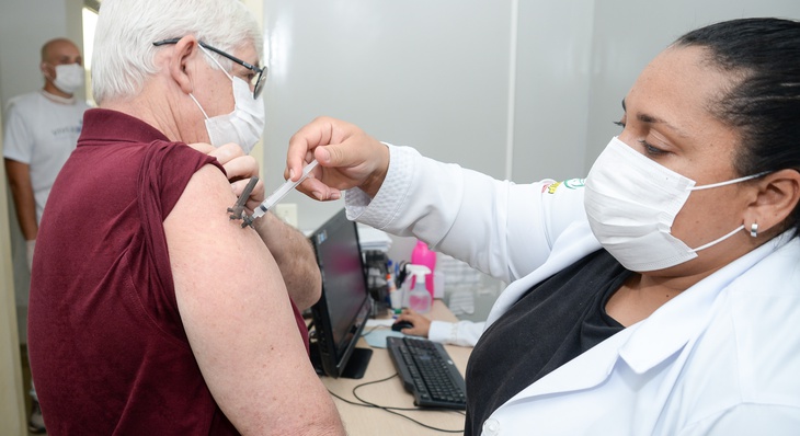 Até o momento, 16.520 (156,2%) idosos já foram imunizados contra a H1N1