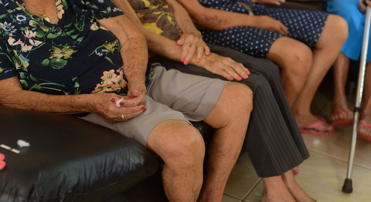 Visitas do Junho Violeta começaram pela Lar Doce Lar, onde são atendidos 45 idosos