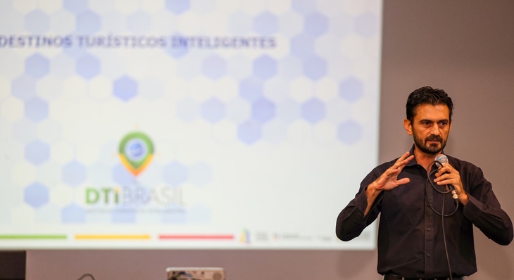 Secretário executivo Marcos Miranda explica a importância da transversalidade das informações
