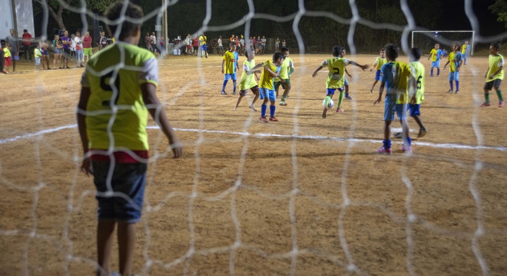 Inauguração do Campo de Futebol atenderá 40 crianças do Sonho Meu e comunidades vizinhas
