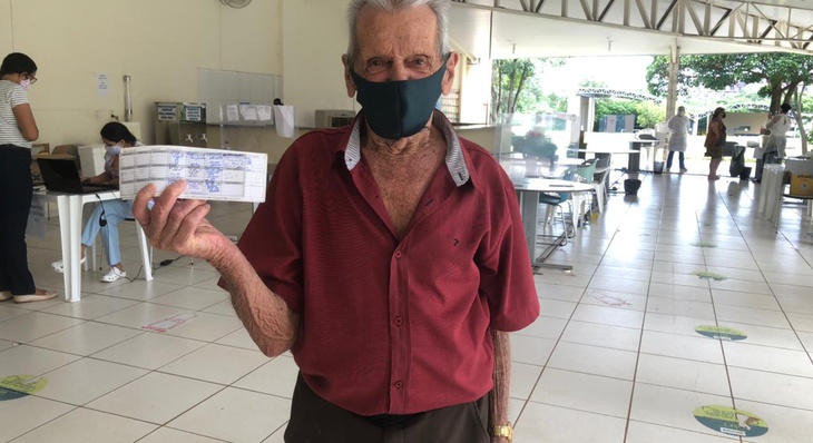 Bernardo Zago, 98 anos, já teve Covid e tomou nesta quarta, 10, a primeira dose