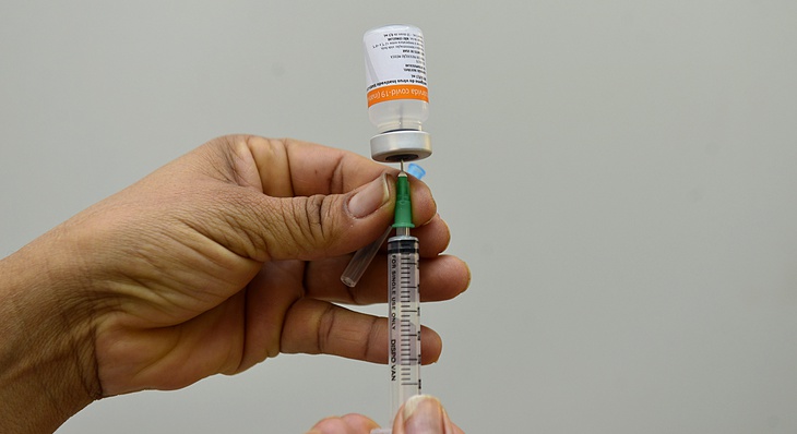Vacinação ocorre em dez unidades de saúde da Capital neste sábado, 31