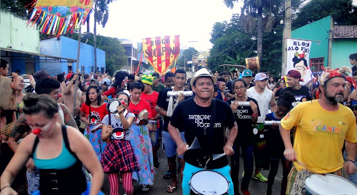 “O Carnaval de Taquaruçu traz essa tradição de tocar tambor, de sair em blocos nas ruas", Marcela Pultrini, representante da cia circense Os Kacos