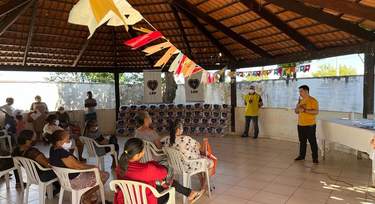 Representantes da LBV entregaram 200 cestas básicas na Região Norte de Palmas, na quinta-feira, 23