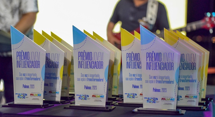 Entrega do prêmio Jovem Influenciador marcou encerramento da 3ª Semana Municipal de Juventude de Palmas