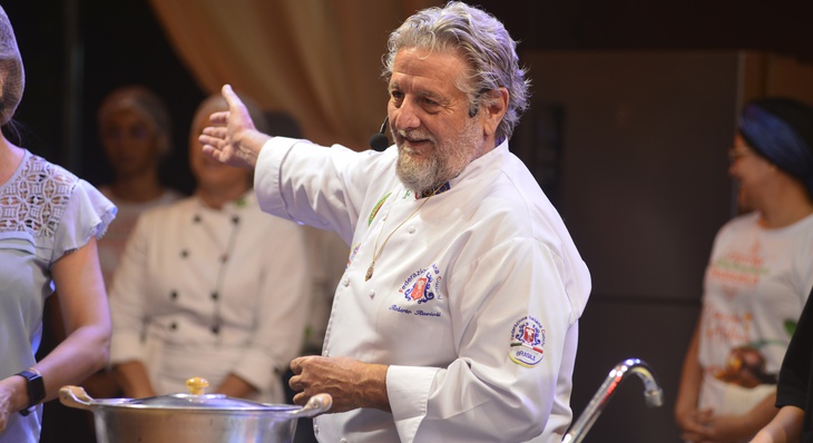 Roberto Ravioli estará presente pela segunda vez no Cozinha Show do FGT