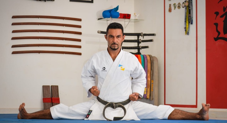 Flávio Albuquerque, 37 anos, karateca há 22, atualmente faz parte da categoria Master B, no estilo shotokan