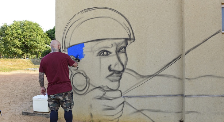 As intervenções foram realizadas por 11 grafiteiros de várias partes do Brasil