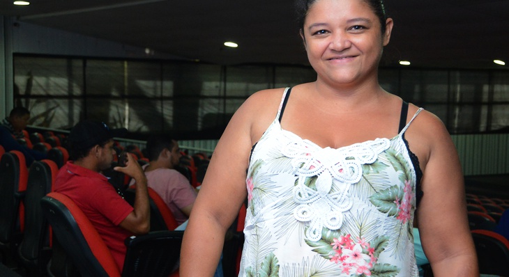  Marioni Ferreira foi sorteada pela primeira vez, para trabalhar no ramo de alimentação