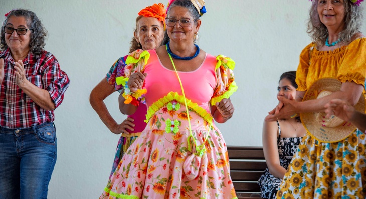 Festa junina foi a primeira em que a idosa Regivalda Francisco da Silva, de 63 anos, participou na vida