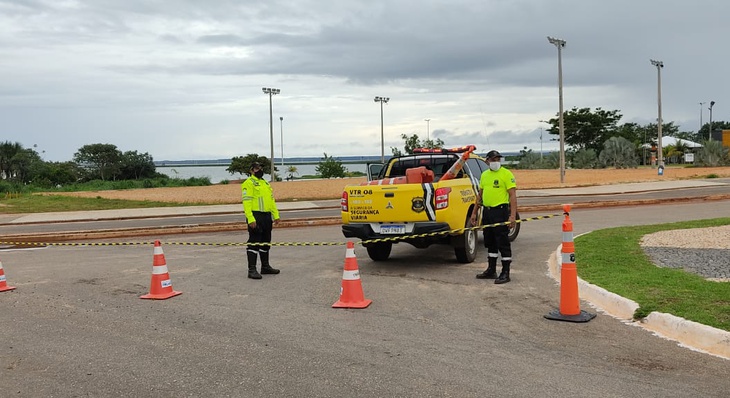 Agentes de Trânsito e Transporte estarão nas imediações da Praia garantindo o fechamento programado com o uso de cones e barreiras