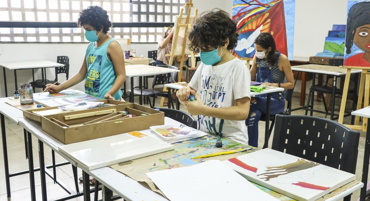 Aulas de Pintura  no Centro de Criatividade do Espaço Cultural José Gomes Sobrinho