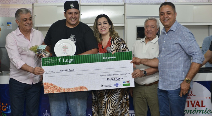 Luís Felipe Haddad  levou o primeiro lugar com o 'Cajueira Burguer’, na categoria Food Trucks
