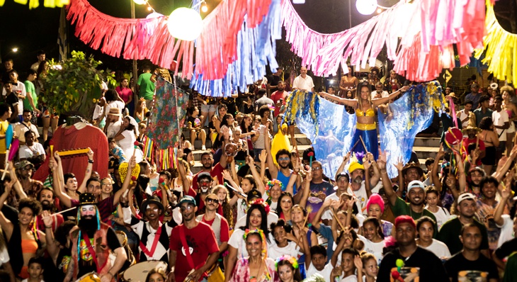 Segundo dia de Carnaval em Taquaruçu deixou o distrito ainda mais animado; seis shows marcaram a noite e agitaram o público