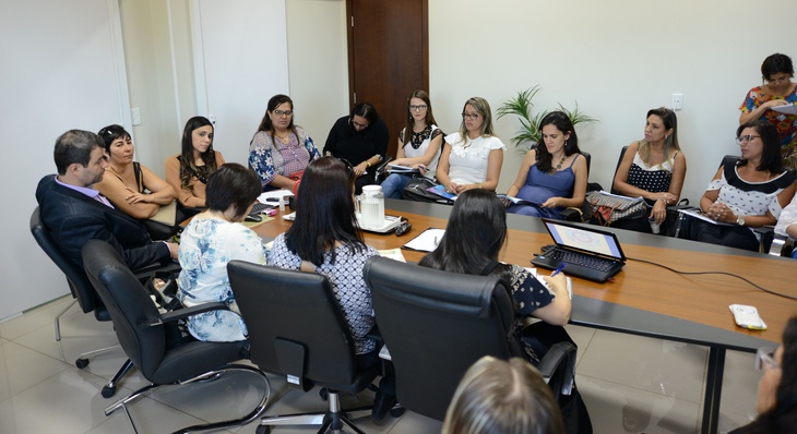 A visita começou com uma reunião na Secretaria Municipal da Saúde, entre as representantes da Jica e diversas profissionais da área materno-infantil de Palmas