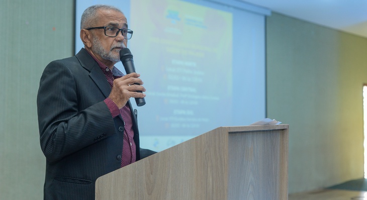 Presidente do Conselho Municipal da Saúde de Palmas, Antônio Saraiva, durante a pré-conferência da região norte