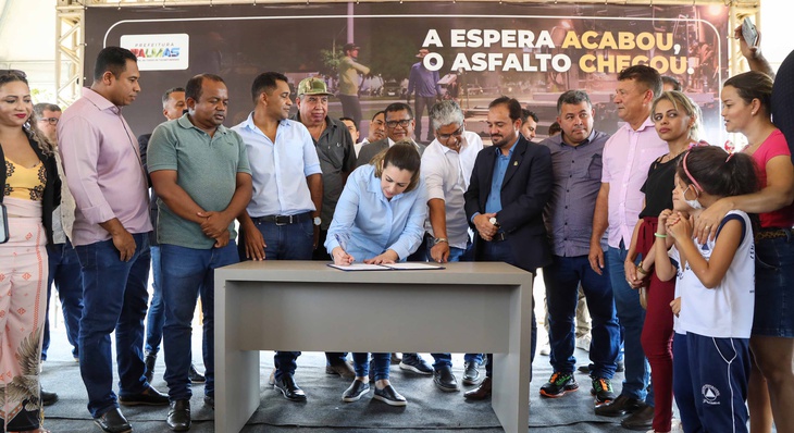Prefeita Cinthia assina ordem de serviço para asfaltar os bairros no Morada do Sol, Morada do Sol I e Morada do Sol III