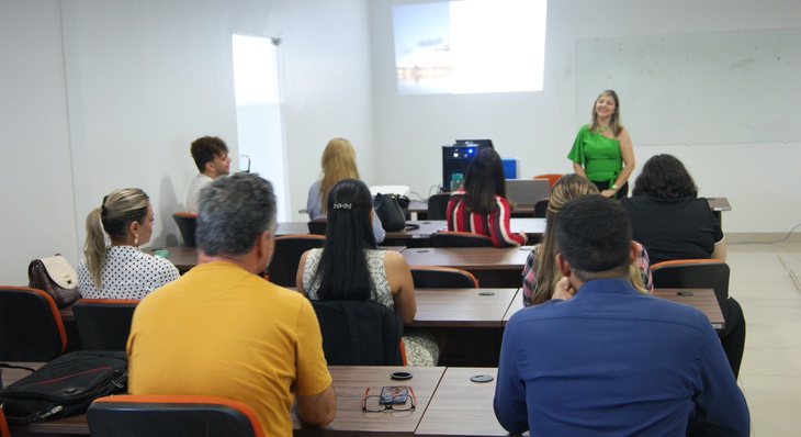 Jornalista Neuracy Viana ministra curso que discute integração temas amplos da comunicação