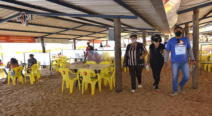 Integrantes da força-tarefa visitaram a Praia do Prata