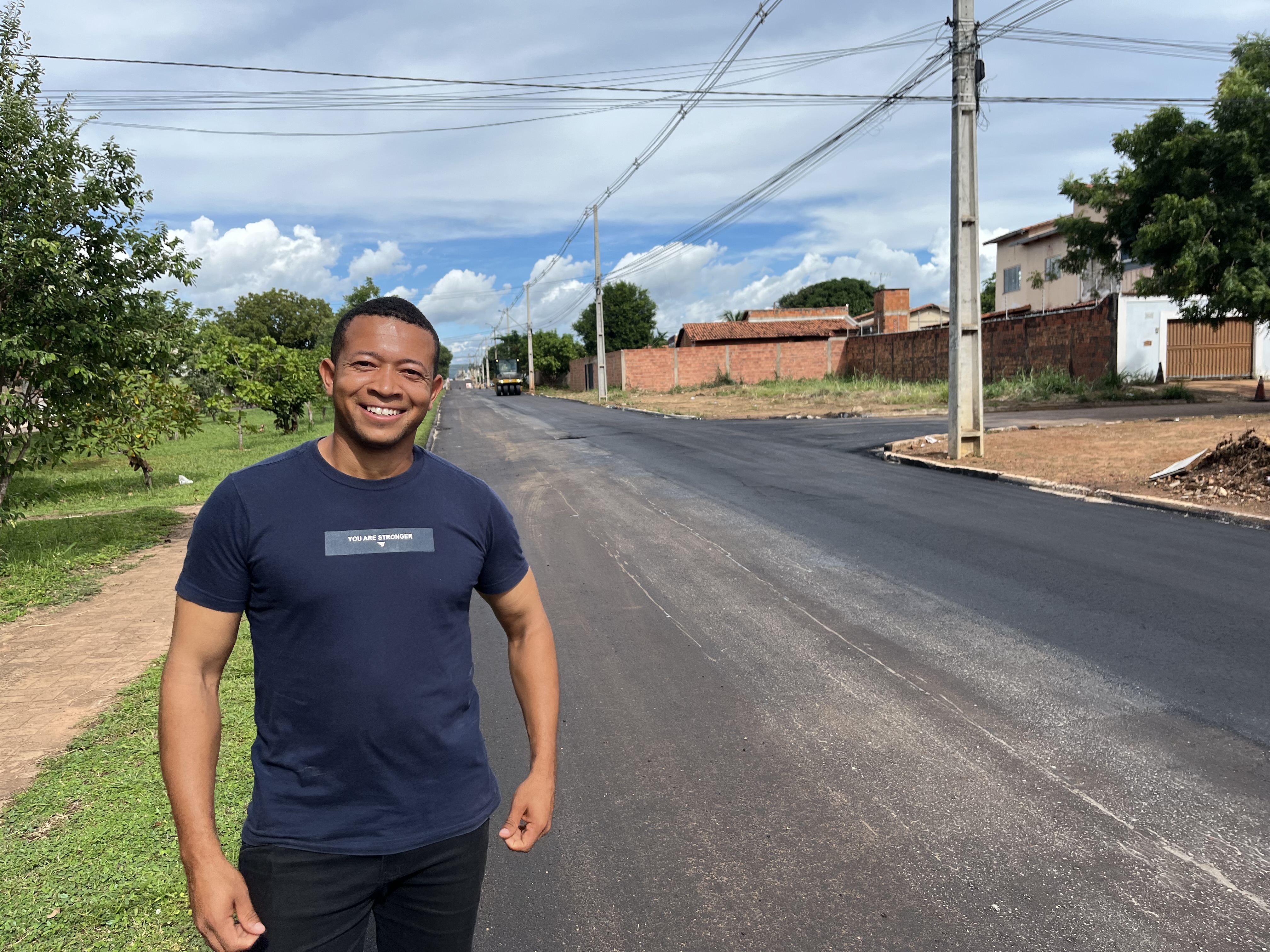 Prefeitura de Palmas amplia recapeamento asfáltico no setor Santa Bárbara