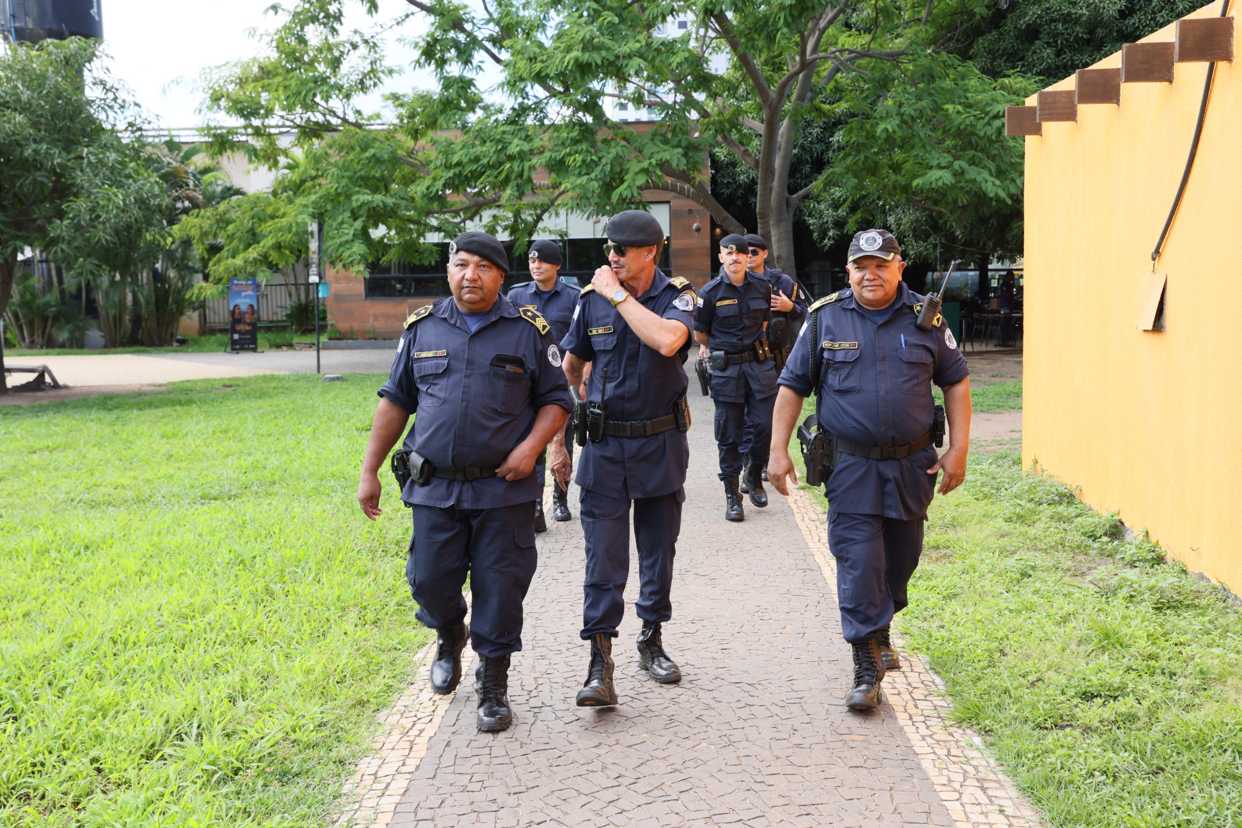 Comerciantes elogiam atuação da Guarda Metropolitana após instalação de base na Praia da Graciosa