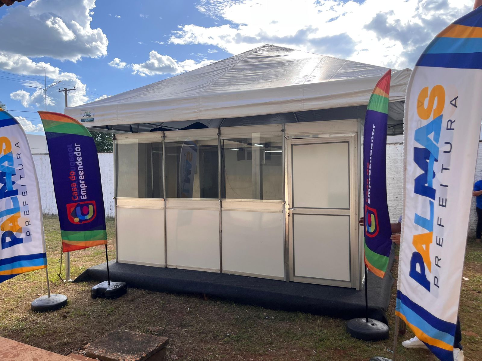 Atendimento itinerante da Casa do Empreendedor e do Banco do Povo chega ao Jardim Taquari para apoiar famílias afetadas por vendaval