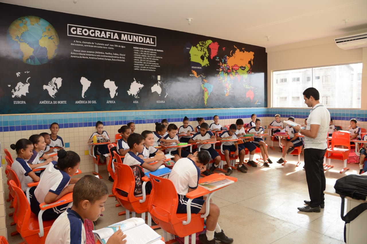 Mais de dois mil servidores da Educação Municipal de Palmas têm progressões pagas