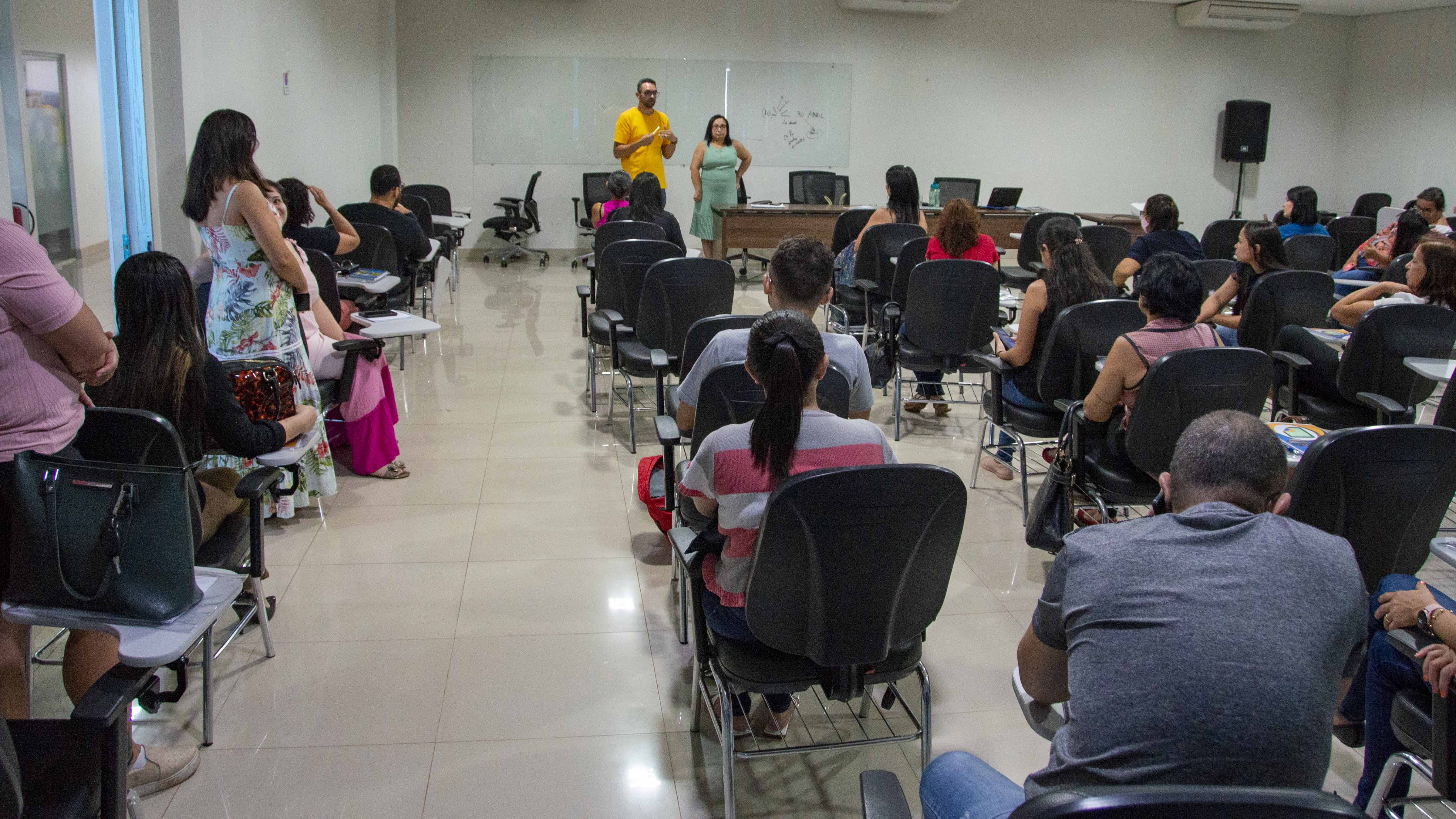 Servidores municipais participam de qualificação sobre o e-Social