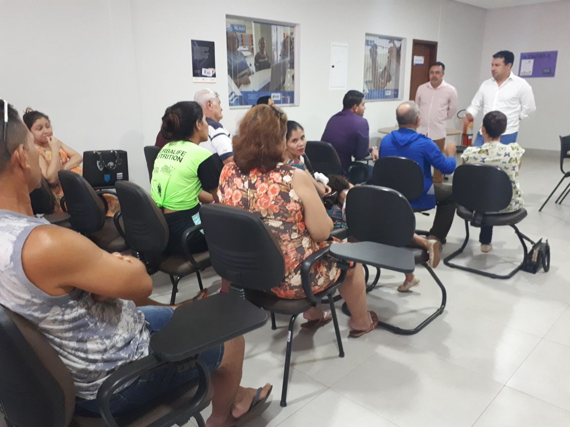 Mais de 20 microempreendedores recebem documentação para regularizar seus empreendimentos no Parque Cesamar e no setor Santa Bárbara