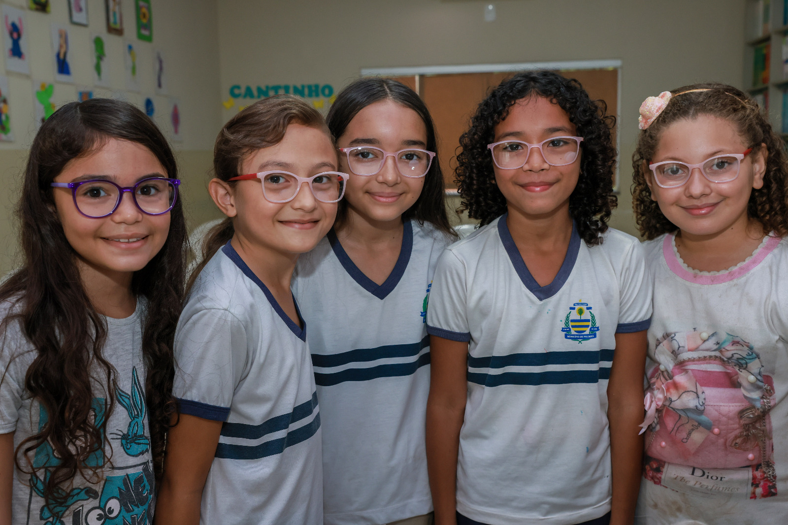 Prefeitura de Palmas realiza entrega de óculos de grau para alunos da rede municipal de ensino