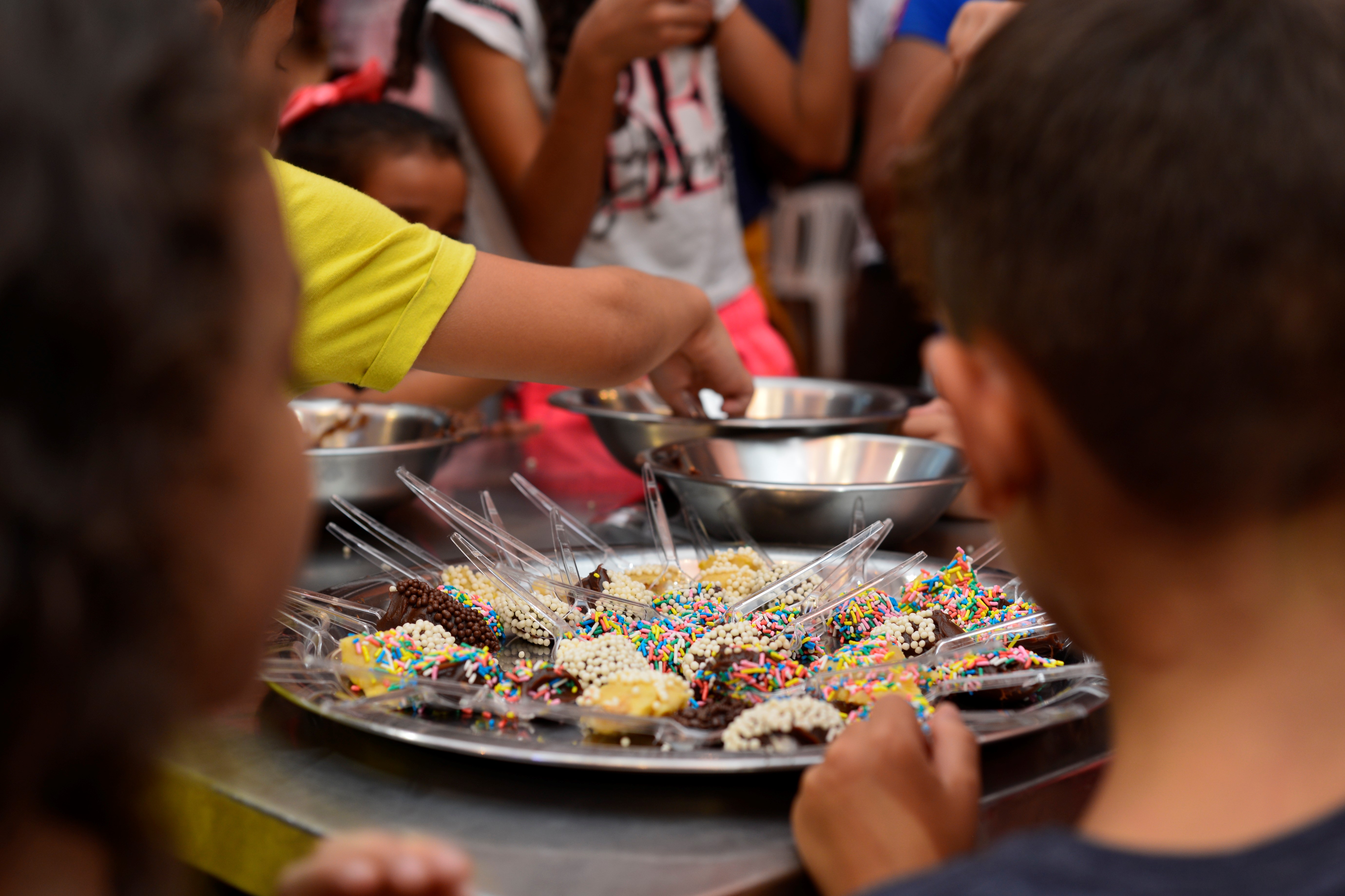 Mistura de sabor e afetividade; última Cozinha Show reúne família para fazer carreteiro