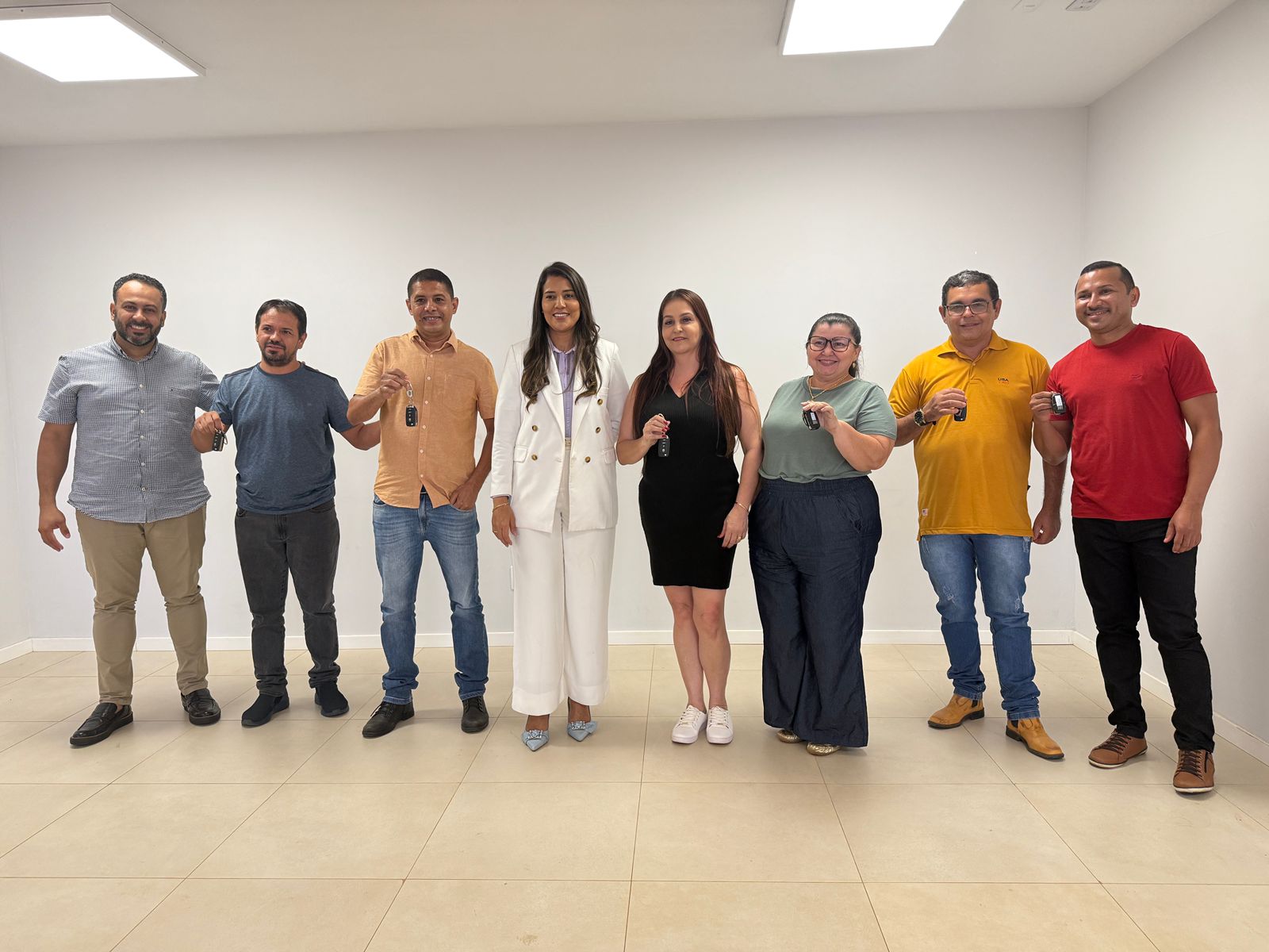 Educação de Palmas entrega novos veículos para escolas da zona rural da Capital