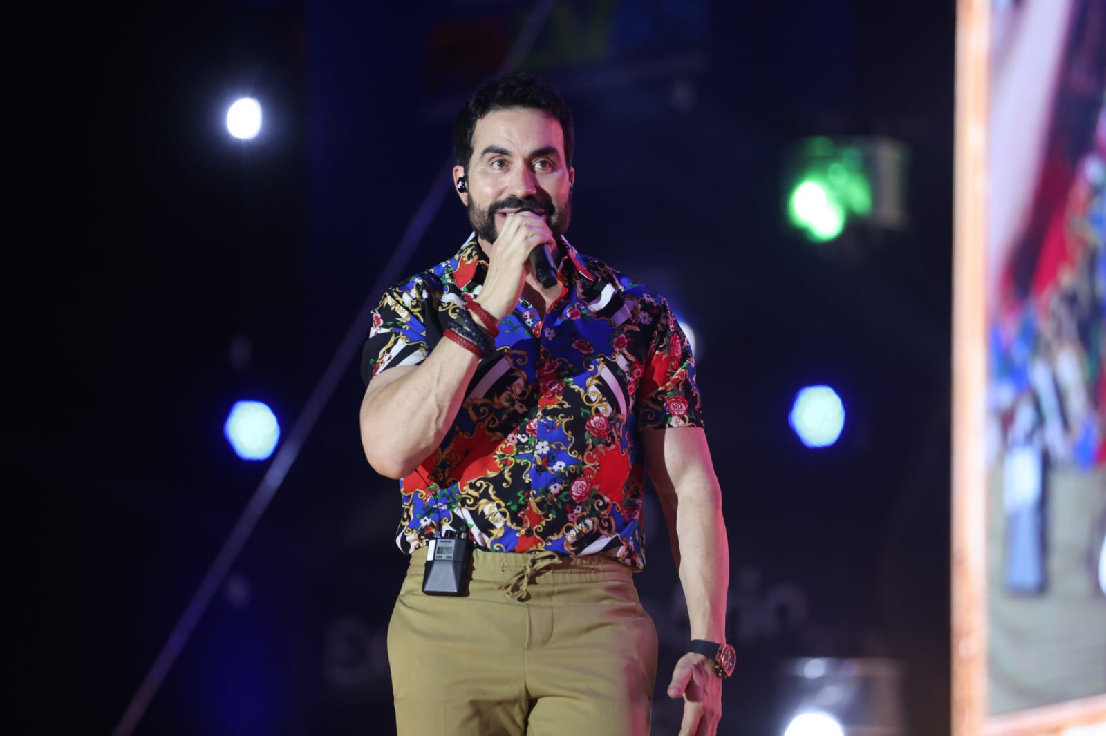 Penúltima noite do evento é marcada pela alegria e devoção católica