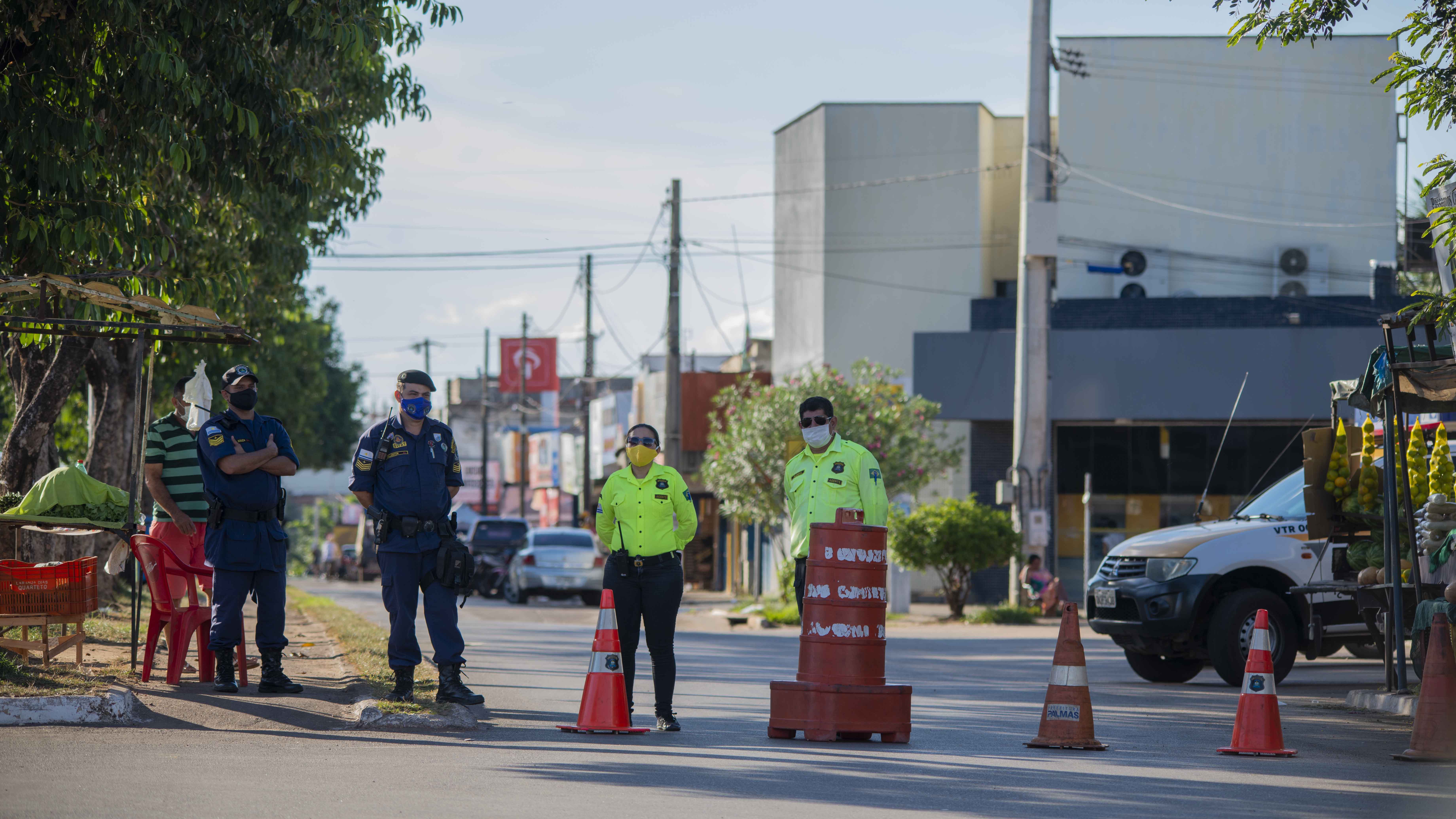 Sesmu interdita parcialmente a Avenida Tocantins para coibir aglomerações e chamar a atenção da população