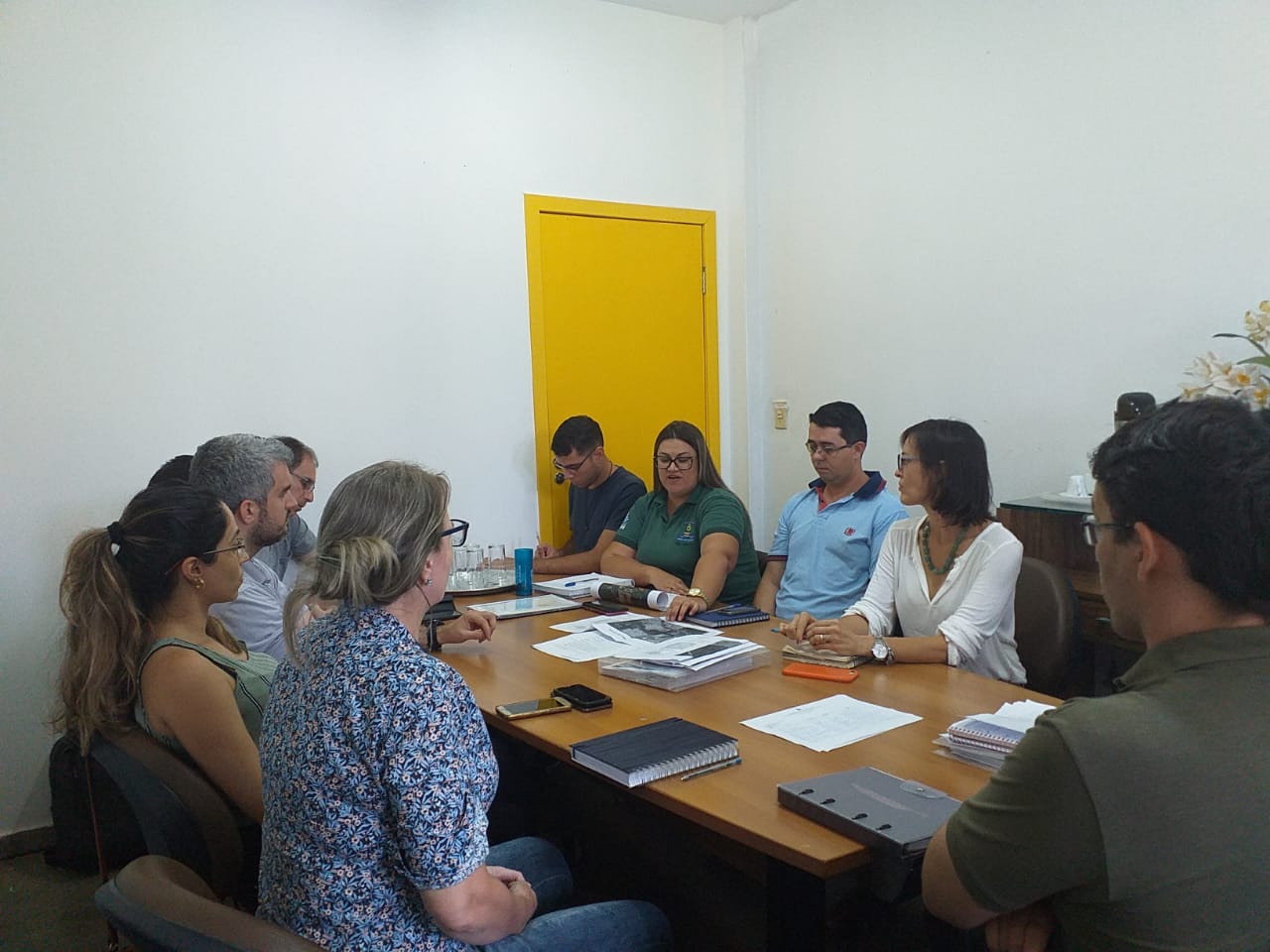 Fundação de Meio Ambiente e parceiros se reúnem para discutir e propor solução para a situação da Bacia do Taquaruçu