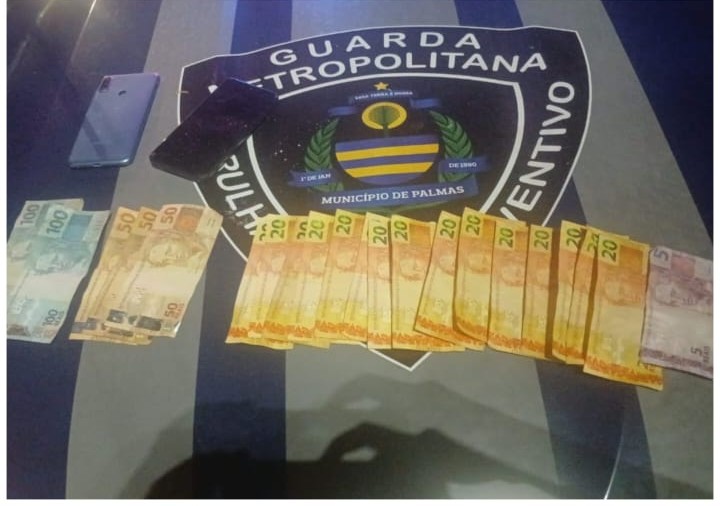 Guarda Metropolitana prende suspeito de furto em estabelecimento na Praia da Graciosa