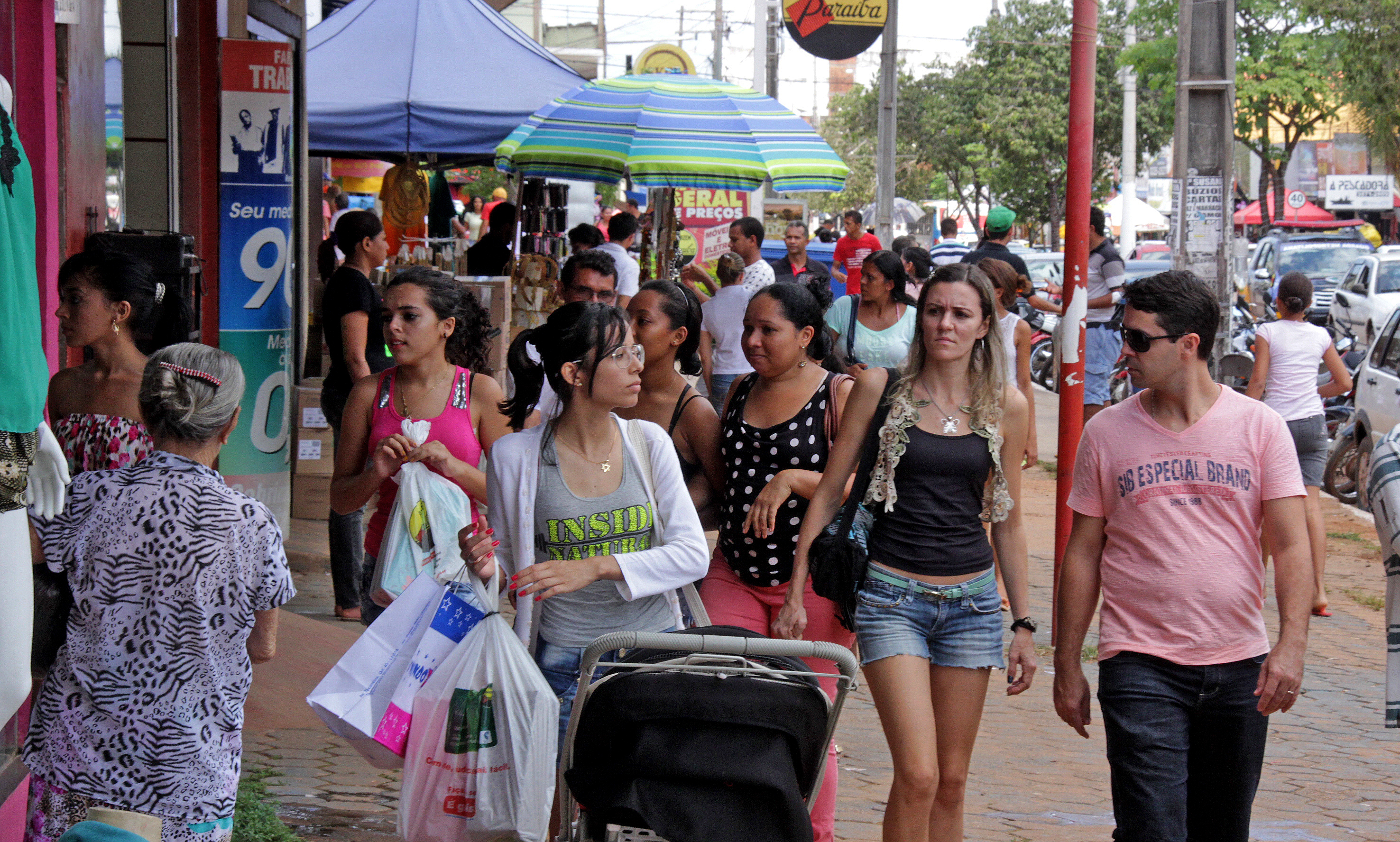 Vendas no comércio são consideradas positivas