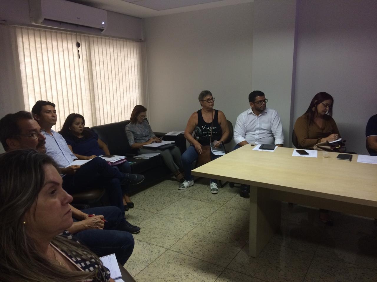 Secretária da Educação foca em desempenho no Ideb em primeira reunião com diretores