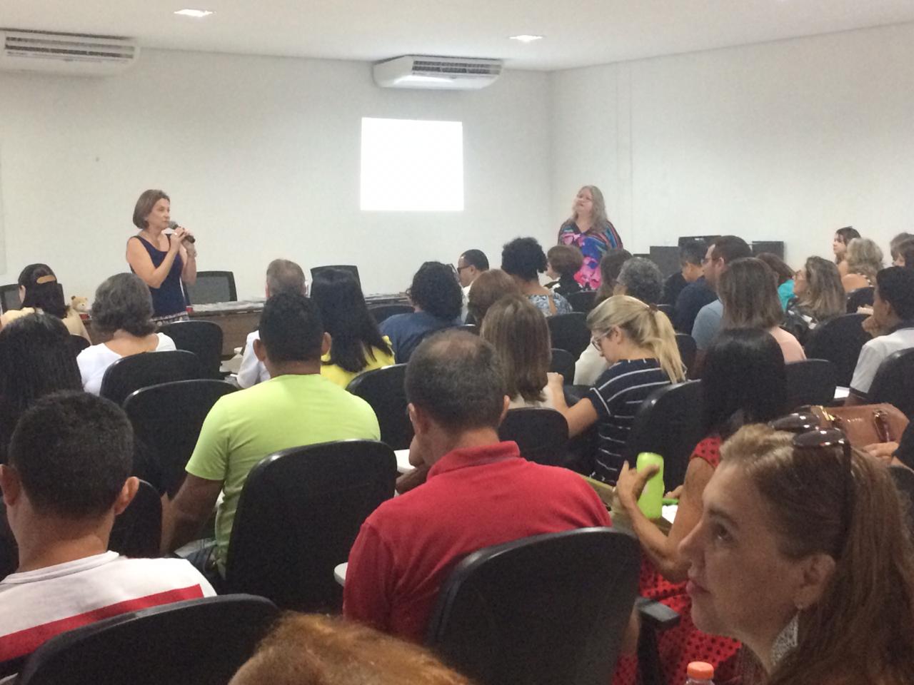 Semed promove capacitação a professores da Educação Inclusiva