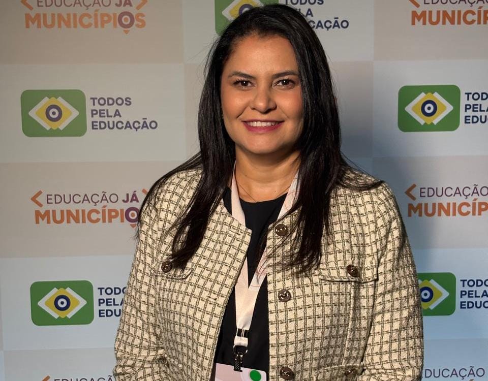 A secretária municipal da Educação, Anice Souza Moura, participou do evento representando o prefeito Eduardo Siqueira Campos 
