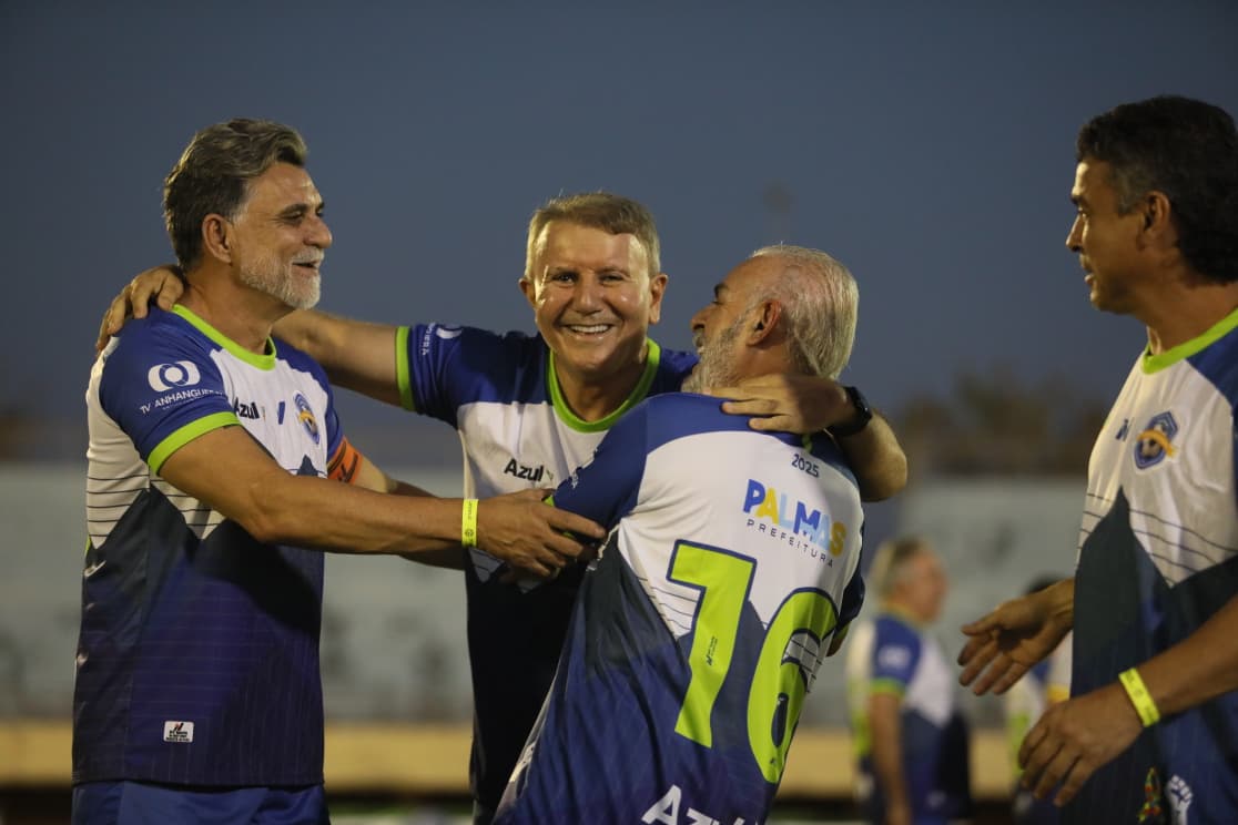 Prefeito Eduardo Siqueira na companhia de Ricardo Rocha e Paulo Mourão