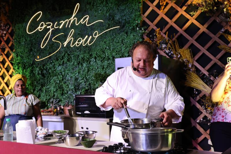 Chefs Carole Crema e Erick Jacquin estão de volta ao Cozinha Show