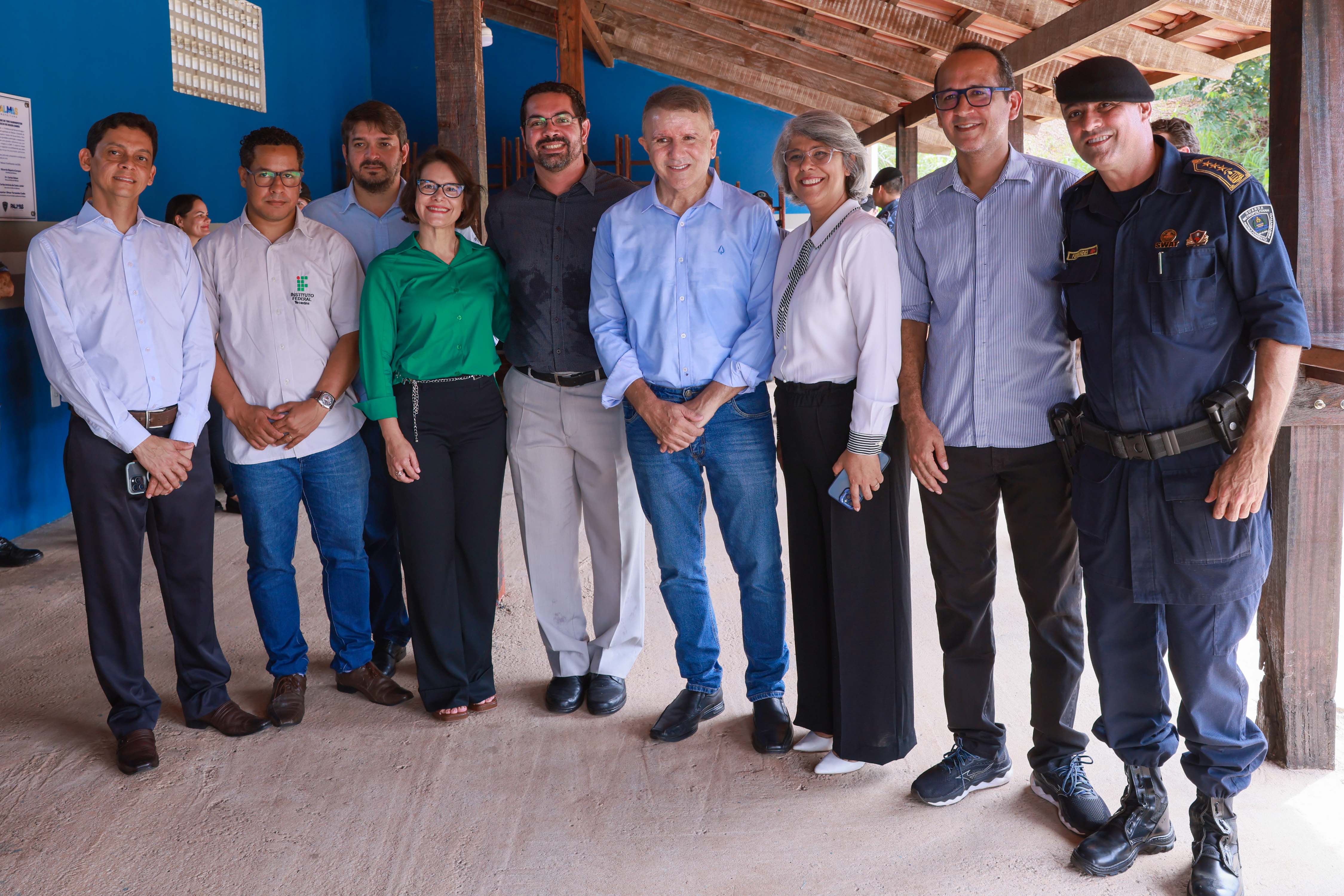 22/04/2025 - Eduardo Siqueira Campos visita alunos da GMP no Estande de Tiros da Corporação
Local: Estande de Tiros da Guarda Metropolitana de Palmas - Palmas - TO
Foto: Júnior Suzuki