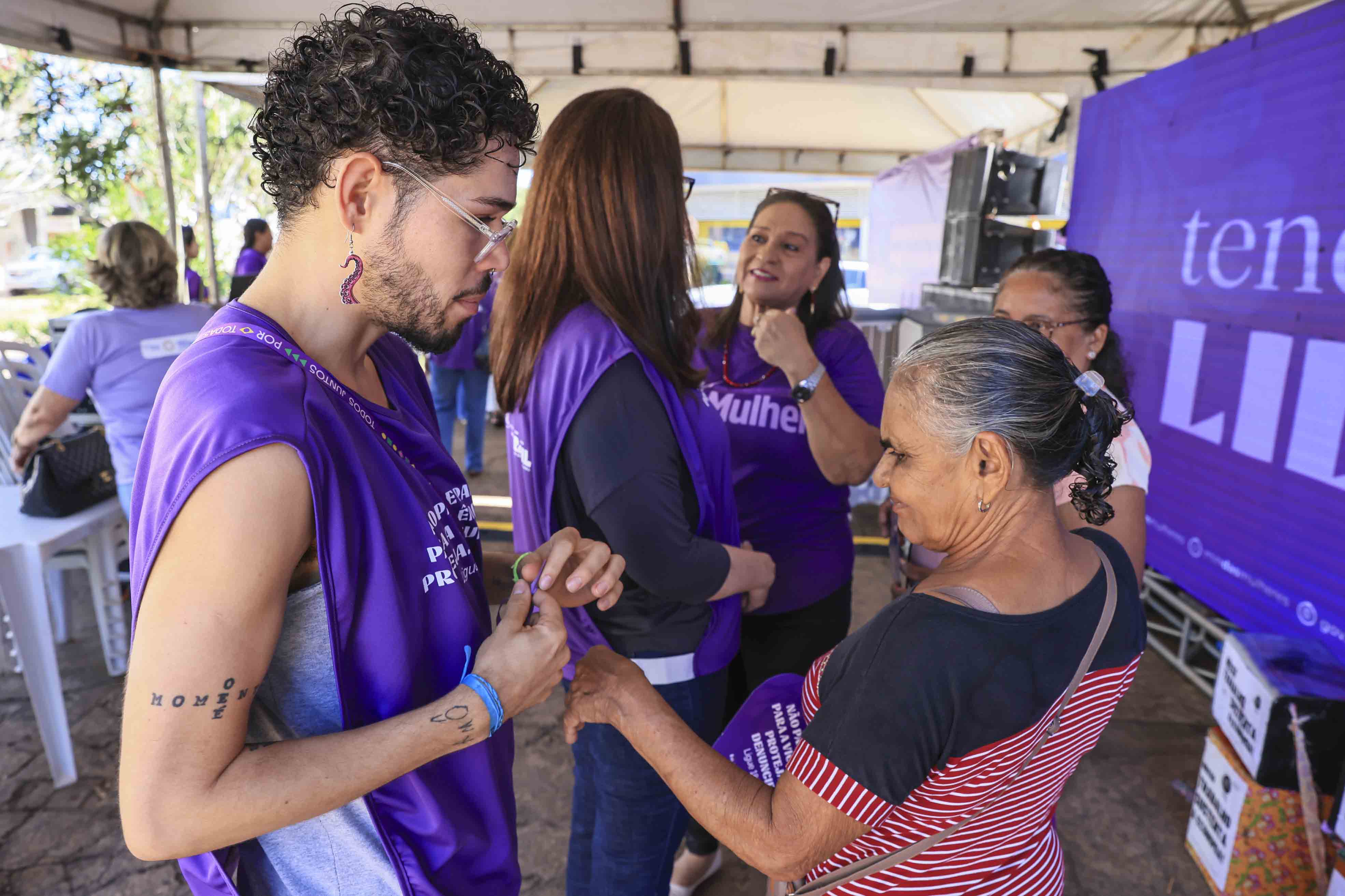 Tenda Lilás permanecerá na Avenida Tocantins até a tarde da sexta-feira, 24: Foto - Júnior Suzuki