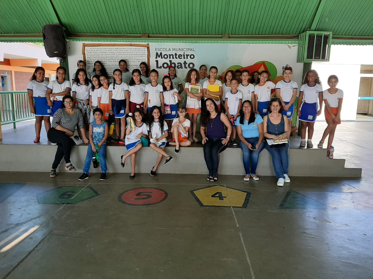 Projeto desenvolvido por alunos da Escola Municipal Monteiro Lobato beneficia crianças de instituição de acolhimento