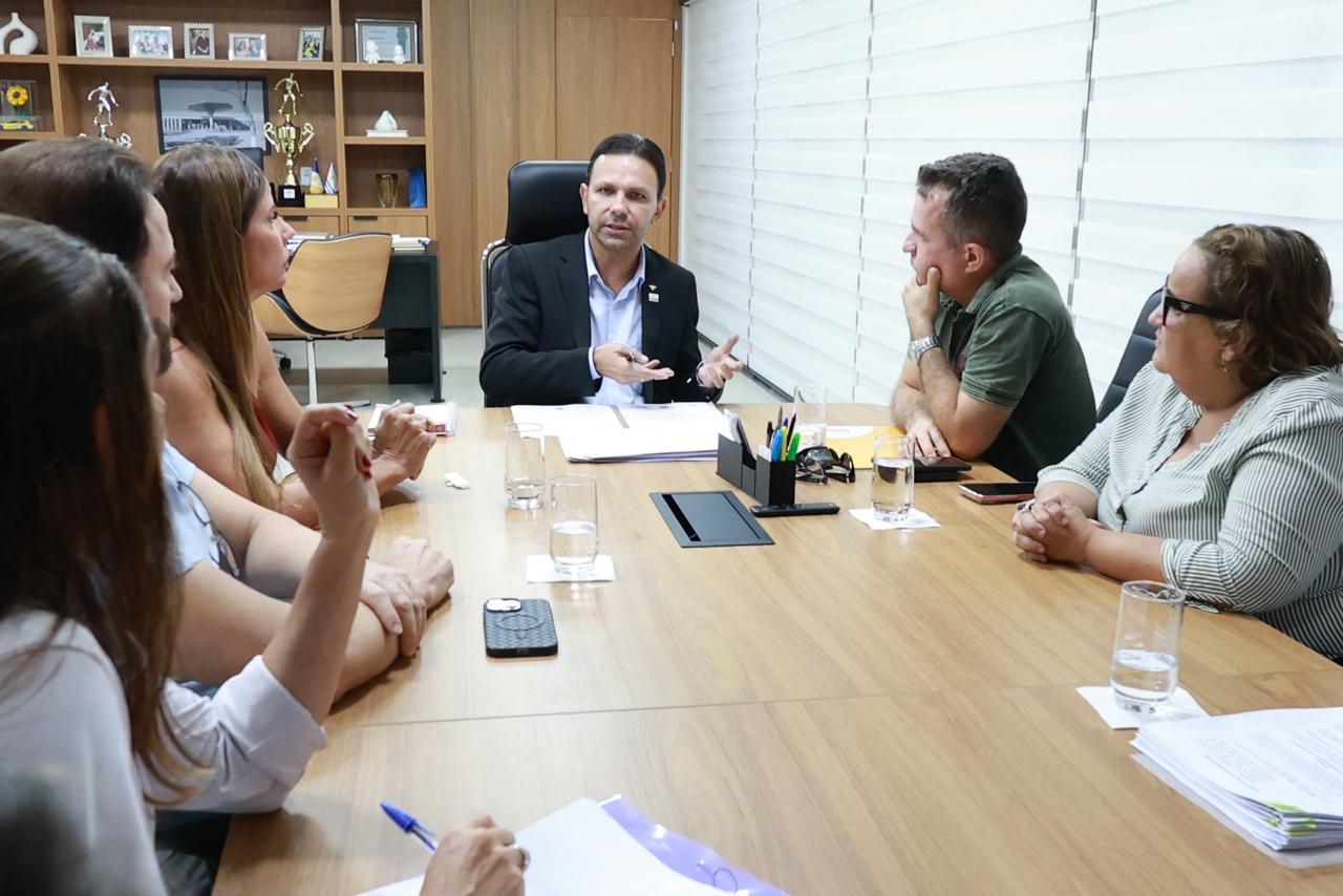 Prefeitura mantém diálogo com servidores da Vigilância Sanitária sobre regulamentação dos plantões