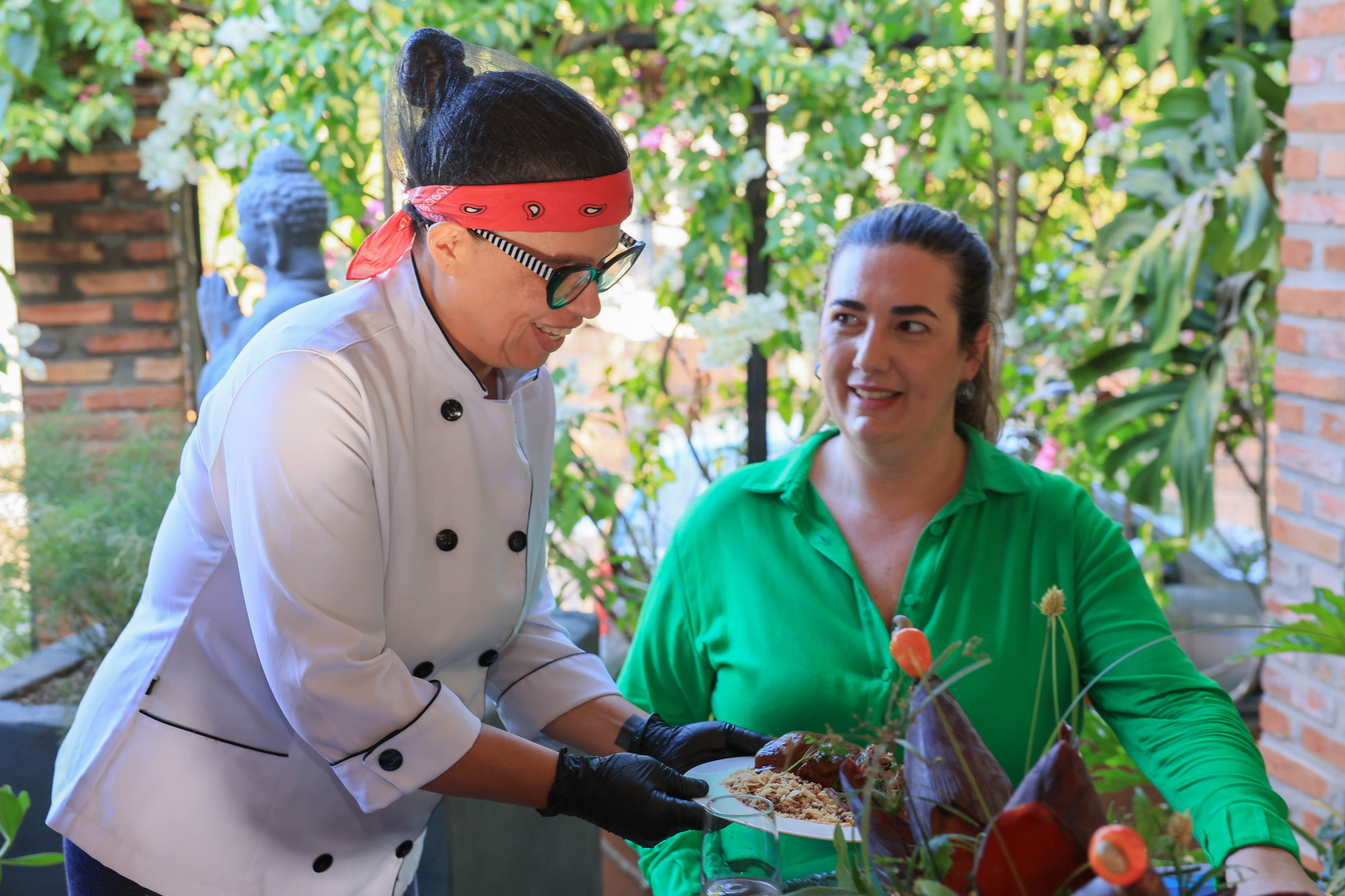 Pousada Casa das Flores- Da Mata à Brasa