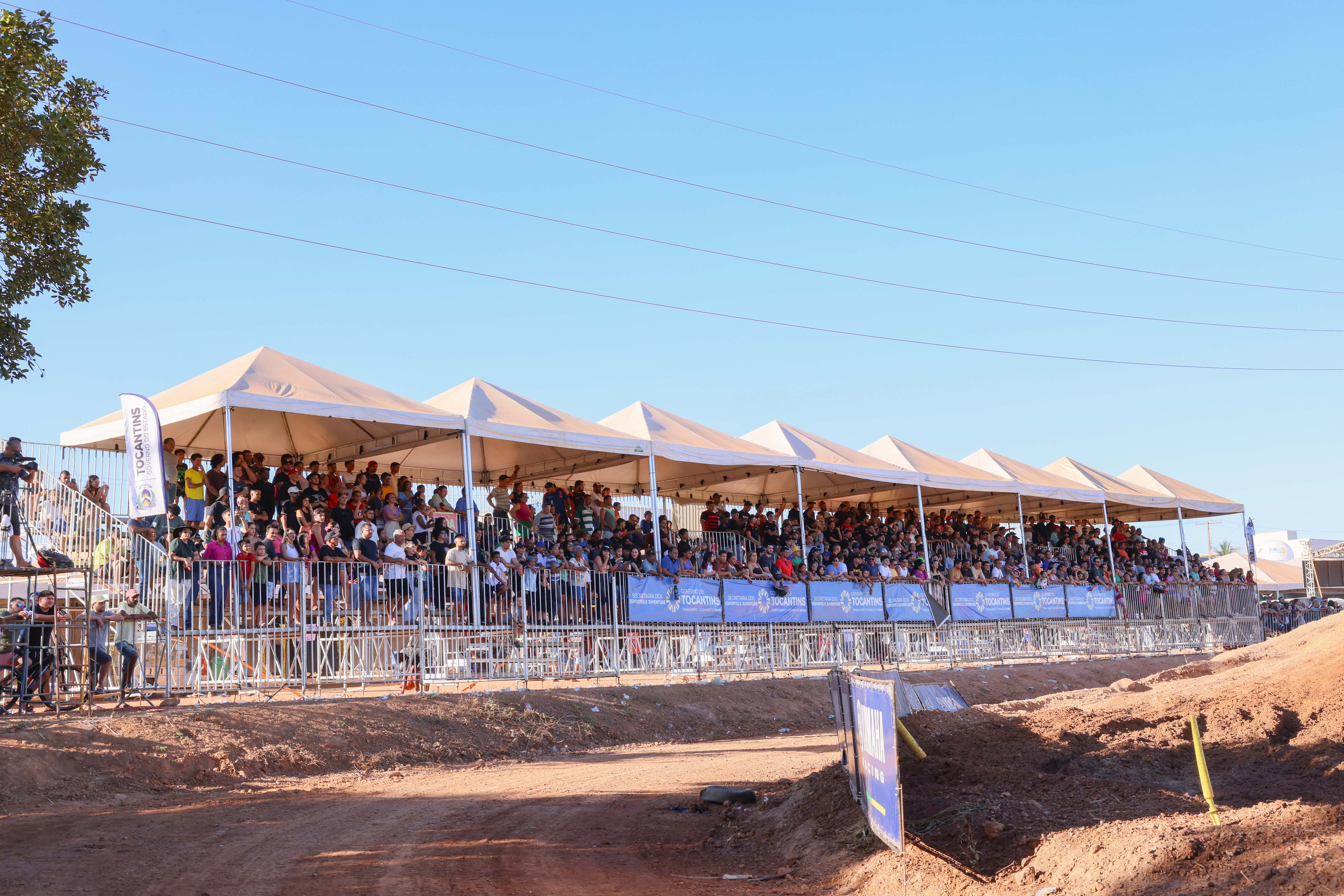 4ª etapa do Campeonato Brasileiro de Motocross lotou o Parque Sussuapara (305 norte)