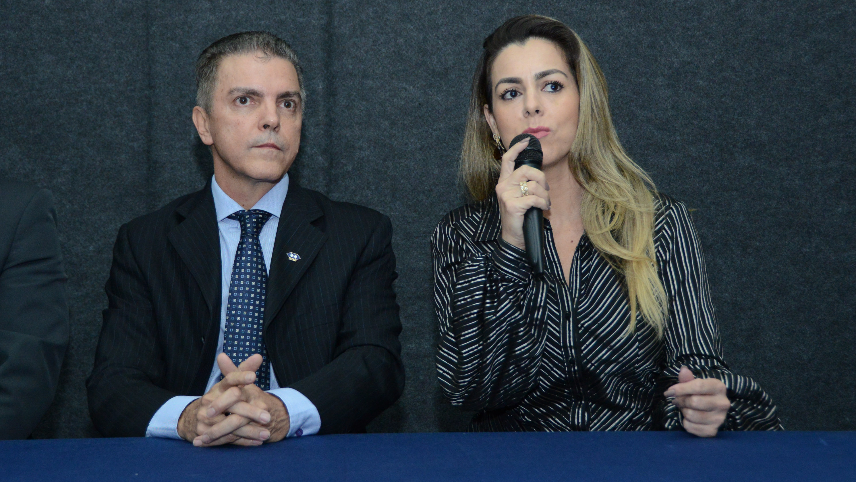 Vice-prefeita participa de posse do CRA-TO