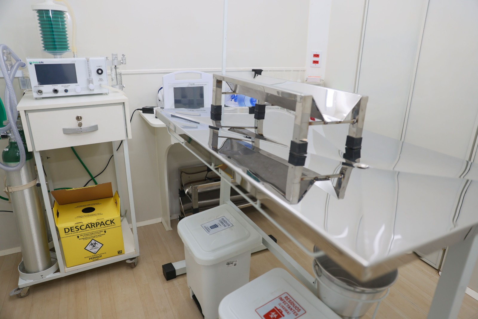 Primeiras cirurgias começam a ser realizadas no castramóvel nesta segunda, 27